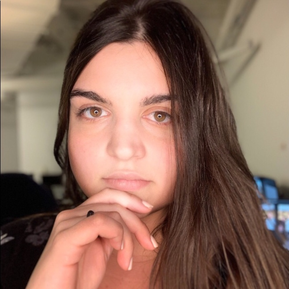 Meet your Posher, Nina